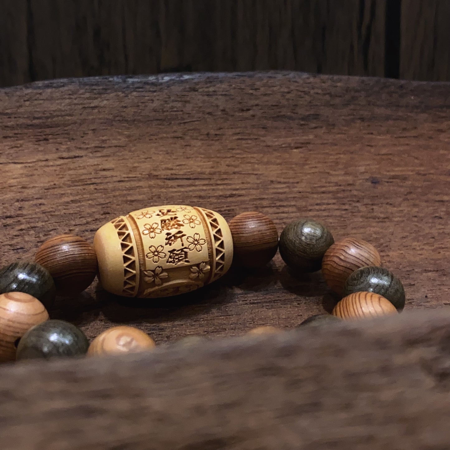 達摩御守木串。神代杉。屋久杉