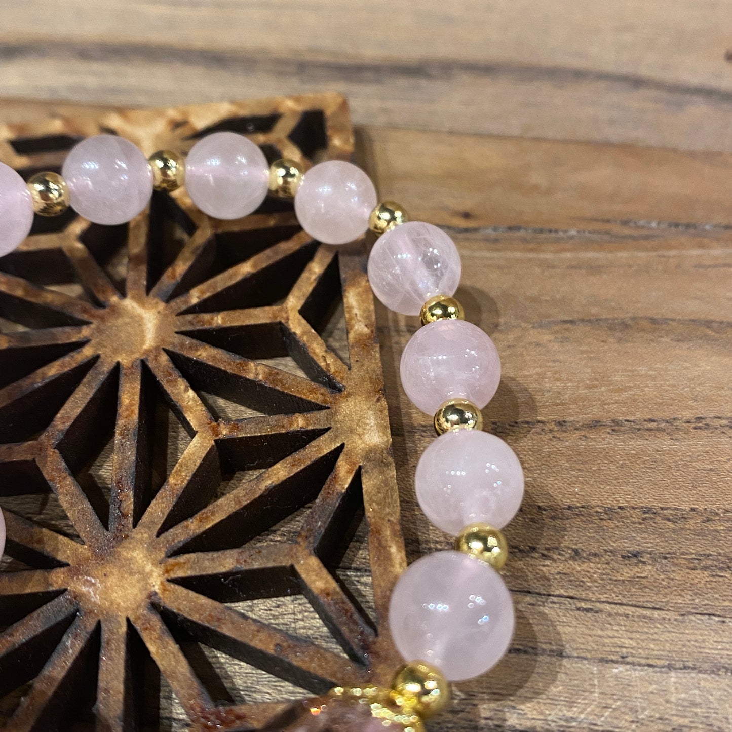 粉晶。招財貓 | Pink Quartz Maneki Neko Bracelet