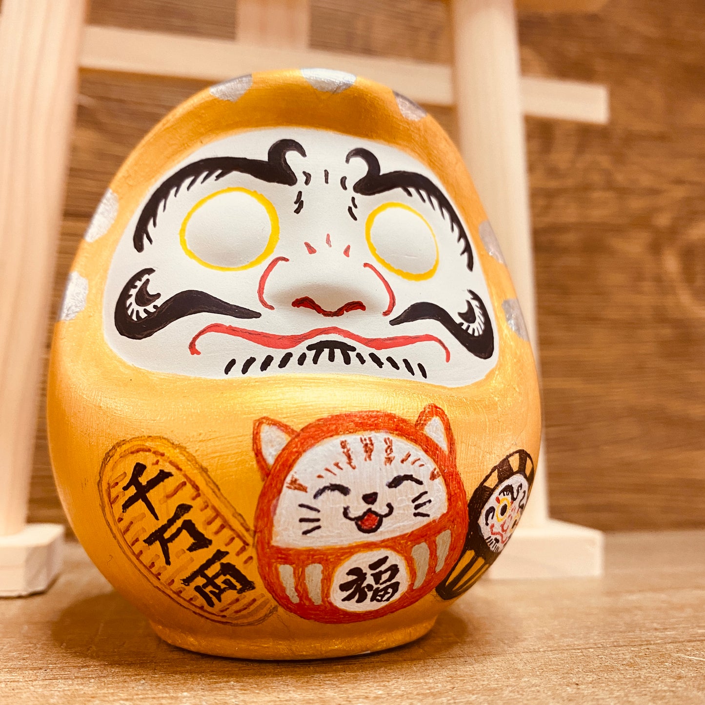 手繪陶瓷達摩 - 金色