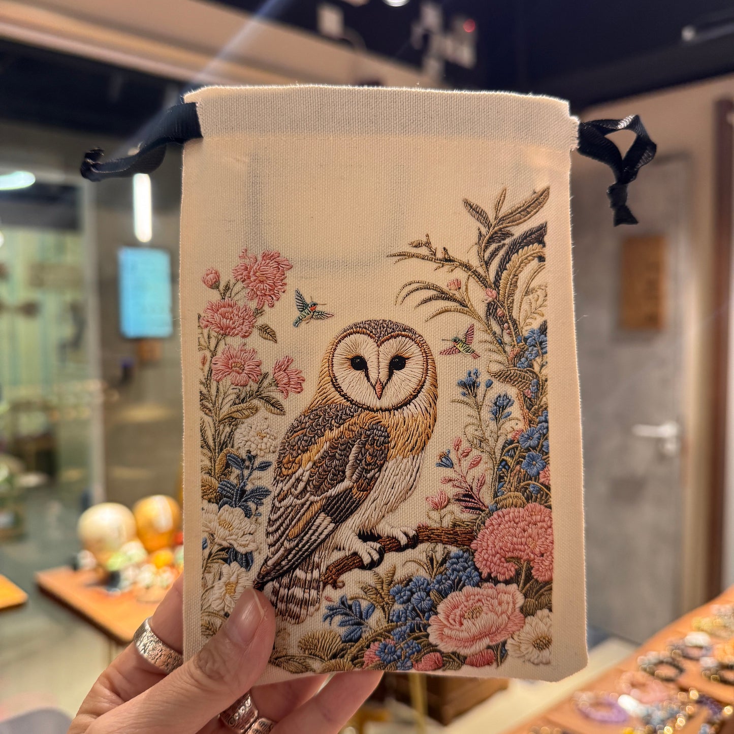 磁吸手機殼｜刺繡猫頭鷹 | 不包磁吸支架