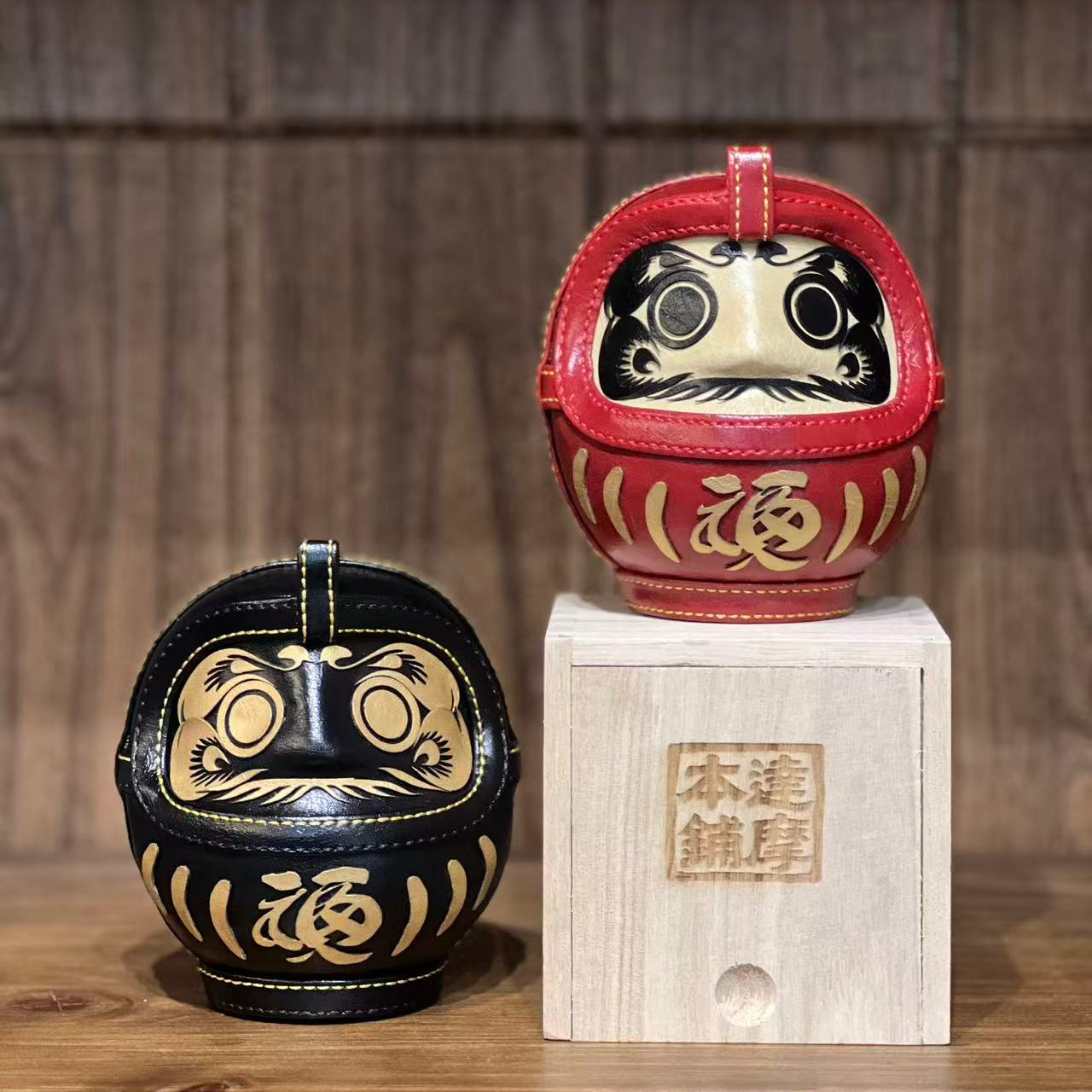 紅色皮革達摩 | Red Leather Daruma
