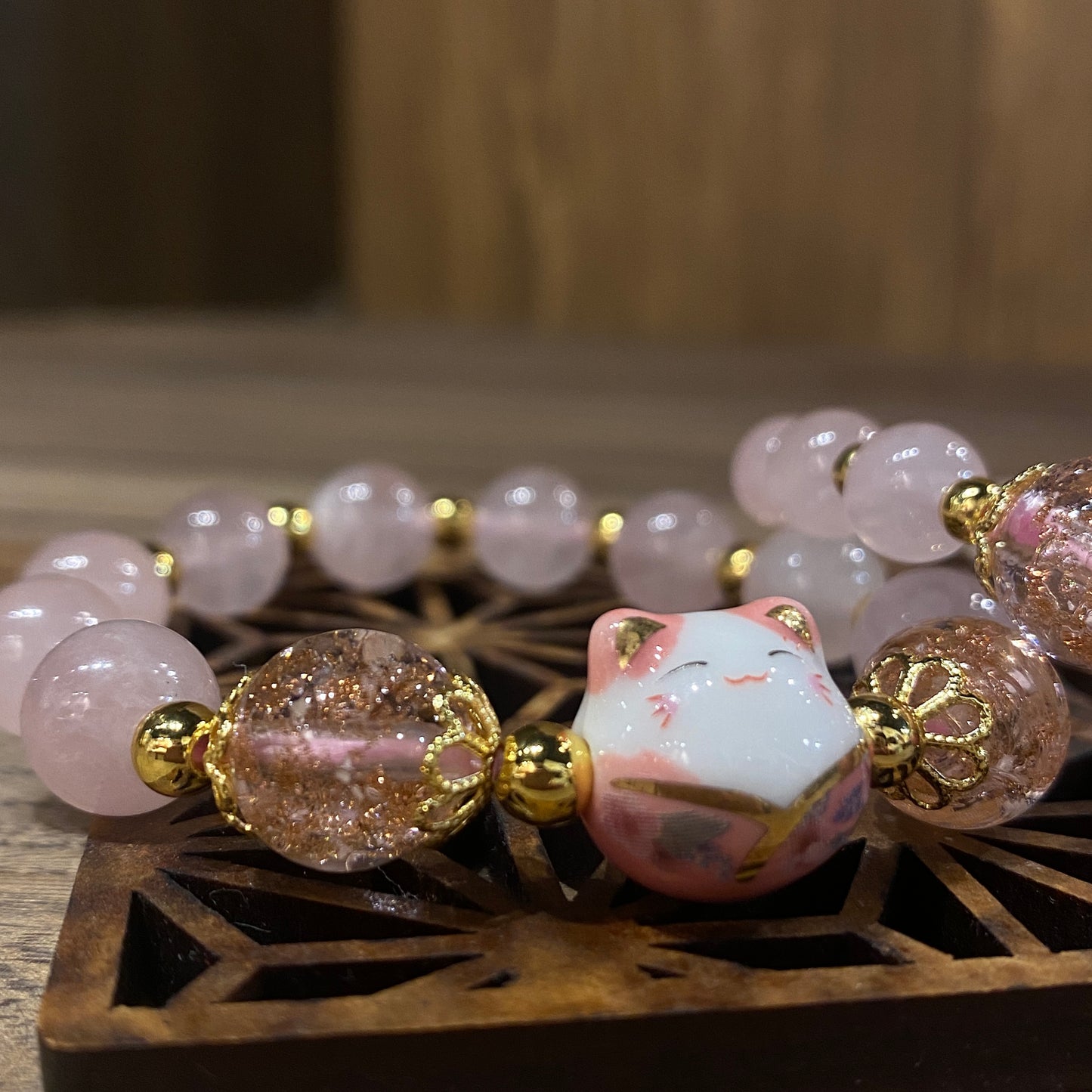 粉晶。招財貓 | Pink Quartz Maneki Neko Bracelet