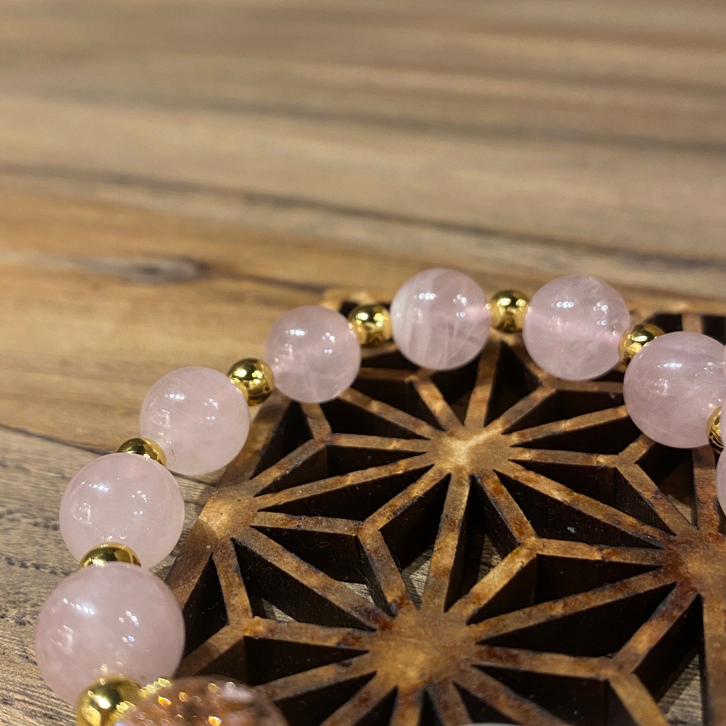 粉晶。招財貓 | Pink Quartz Maneki Neko Bracelet